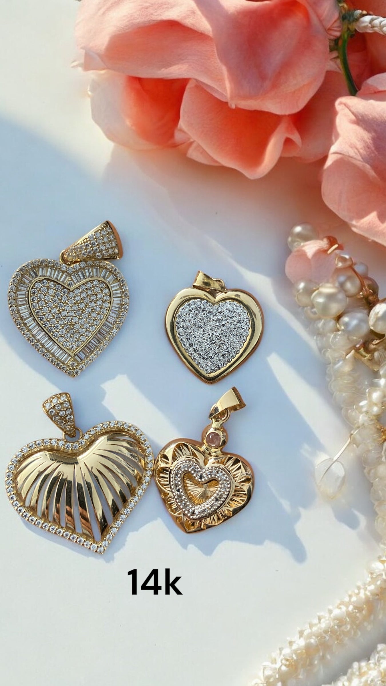 14k Gold Zirconia Heart Pendant